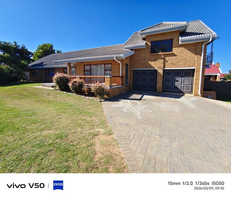 4 Bedroom Property for Sale in Hartenbos Western Cape